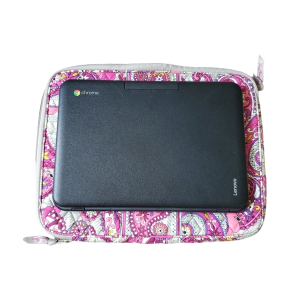 Vera Bradley Floral Mini Laptop Case with pocket inside. - Picture 8 of 9